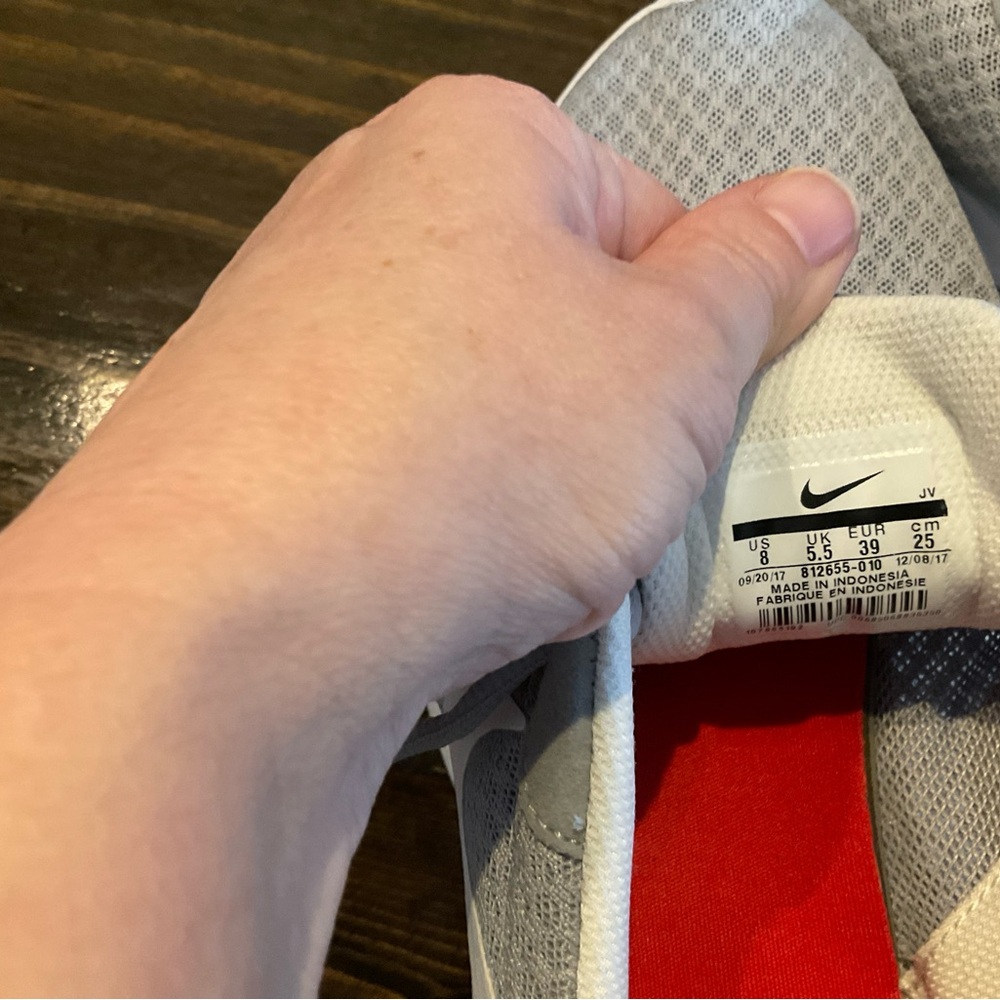 Nike Gray Sneakers, Gently worn. - Picture 5 of 8